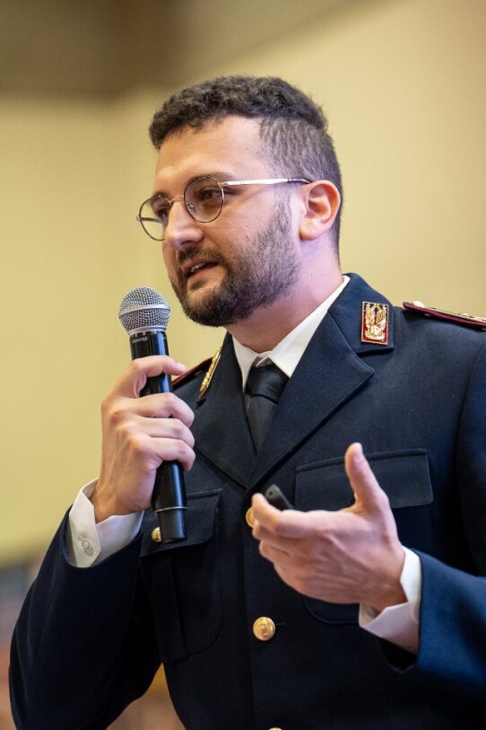 Durante la seconda giornata di lavori della Cybsec-Expo di Piacenza, Giovedì 22 Maggio, si è tenuto il convegno organizzato dalla Polizia Postale, intitolato "Cyber crime e cybersecurity - Polizia Postale - La tutela delle infrastrutture critiche", in cui il Sostituto
