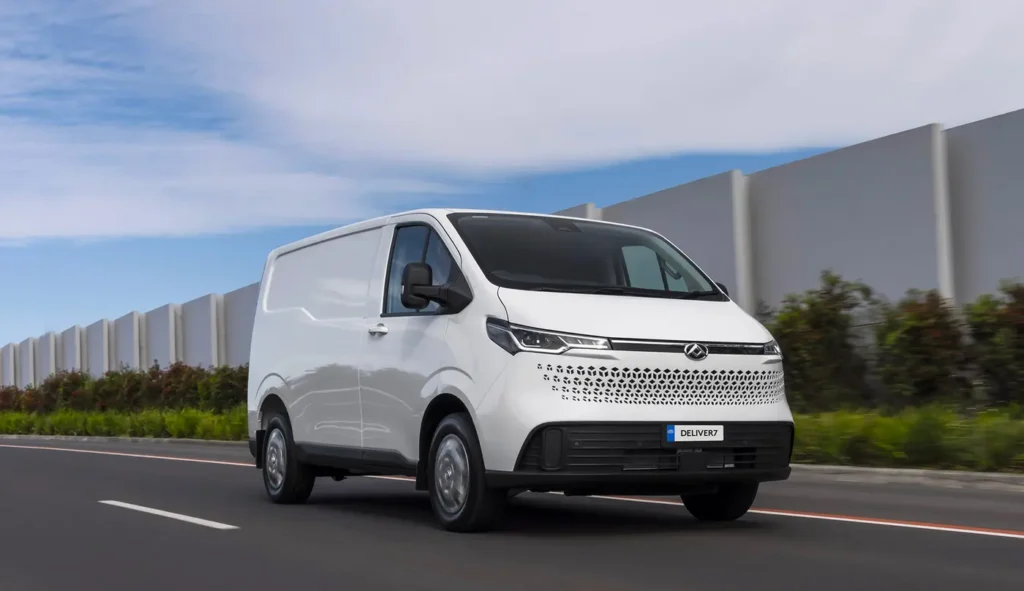 Maxus, brand del gruppo SAIC (Shanghai Automotive Industry Corporation) Motor, propone oggi in Italia una garanzia fino a 8 anni o 200mila chilometri sui modelli di maggior volume per il mercato nazionale, i commerciali Deliver9 e Deliver7 e il pick up T60. 