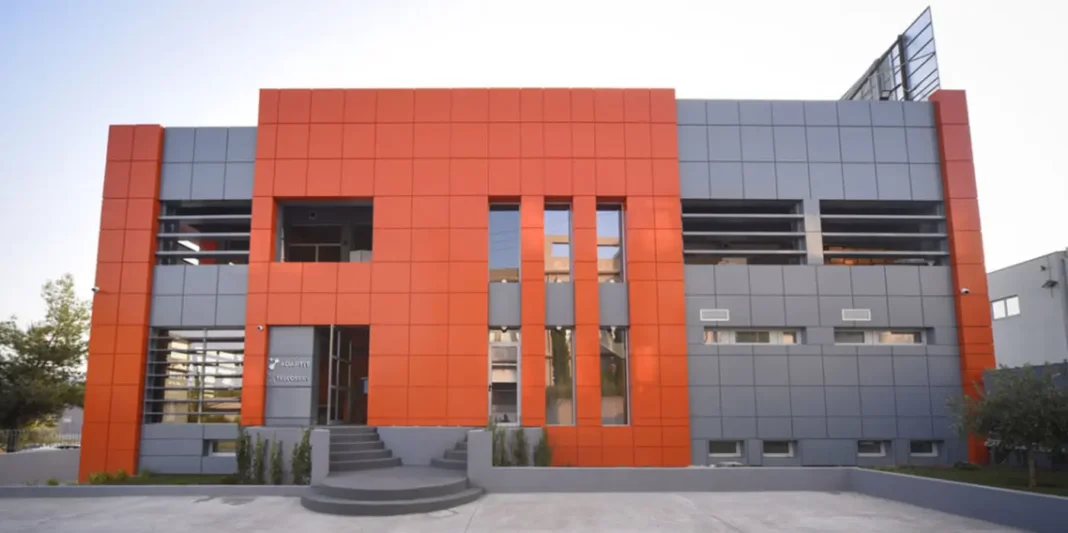 Adaptit, azienda greca attiva nel settore ICT da oltre vent'anni, è sbarcata sul mercato italiano. Lo ha fatto con un Industrial SOC (Security Operation Center) specializzato nella protezione degli ambienti OT e delle infrastrutture critiche e con una partnership strategica con Nozomi Networks.