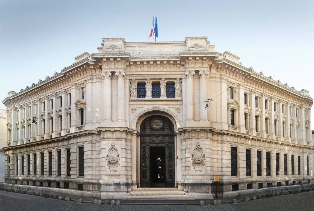 In virtù delle sempre più ardue sfide che le tecnologie emergenti - e in particolare l'intelligenza artificiale - stanno ponendo di fronte ai sistemi informatici del settore finanziario, minandone riservatezza, integrità e resilienza, Banca d'Italia ha diffuso una comunicazione rivolta agli operatori del settore bancario.